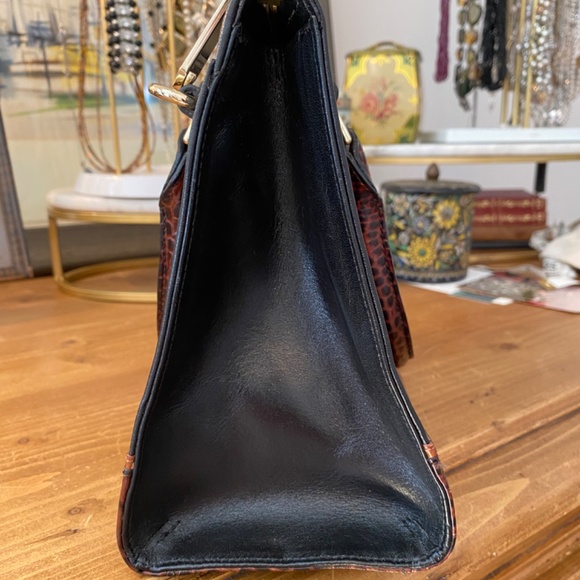 Beautiful Brahmin Handbag with Gold Hardware - Picture 5 of 14